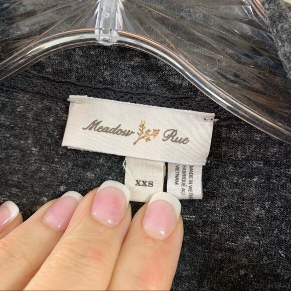 Anthropologie Meadow Rue Laser Verna Floral Cutout Charcoal Gray Cardigan - Picture 3 of 5